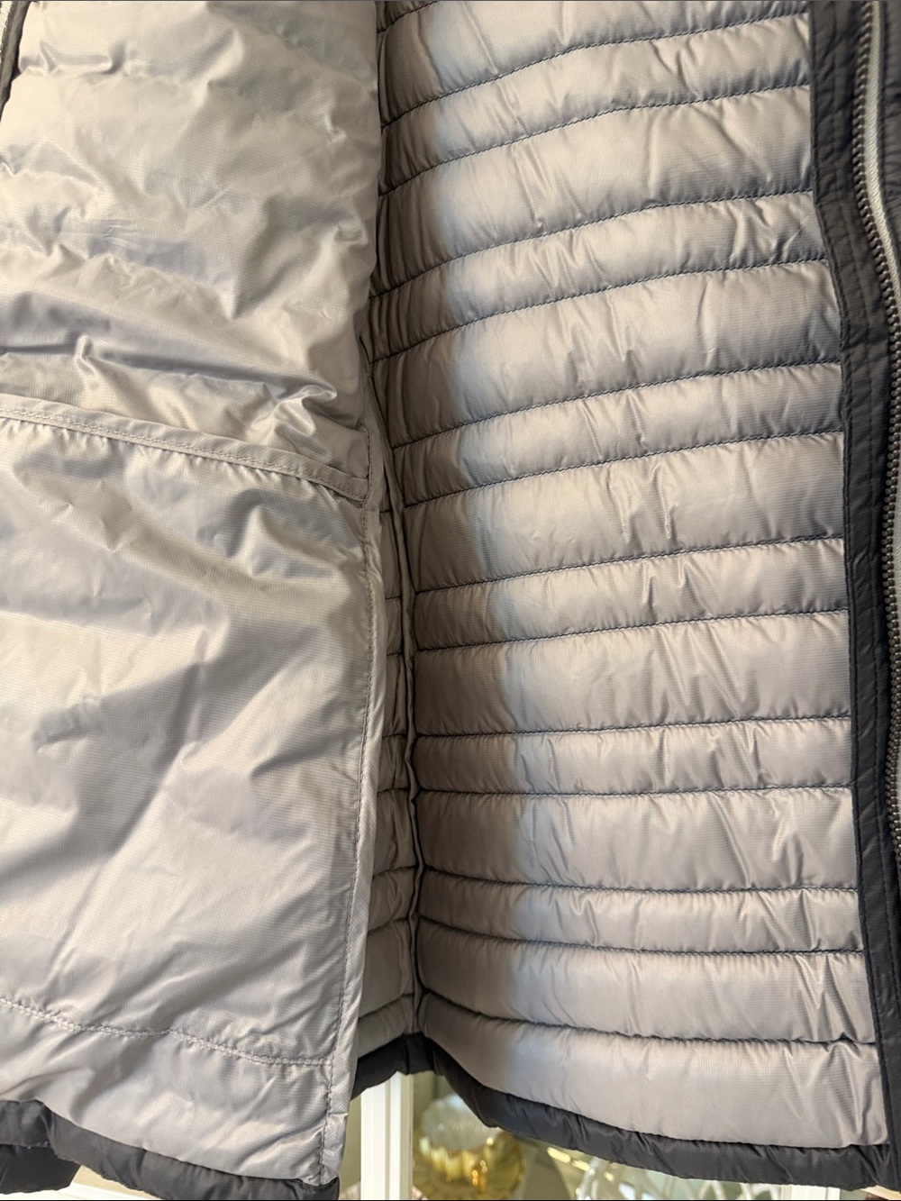 Stio Women's Lightweight Quilted Puffer Jacket - Gray - Picture 4 of 10